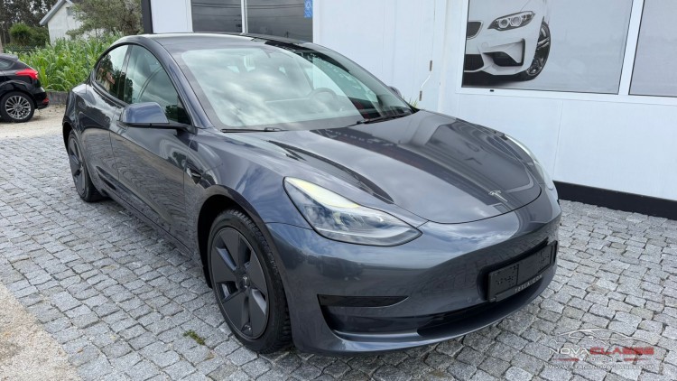 Tesla Model 3 Standard Range Plus