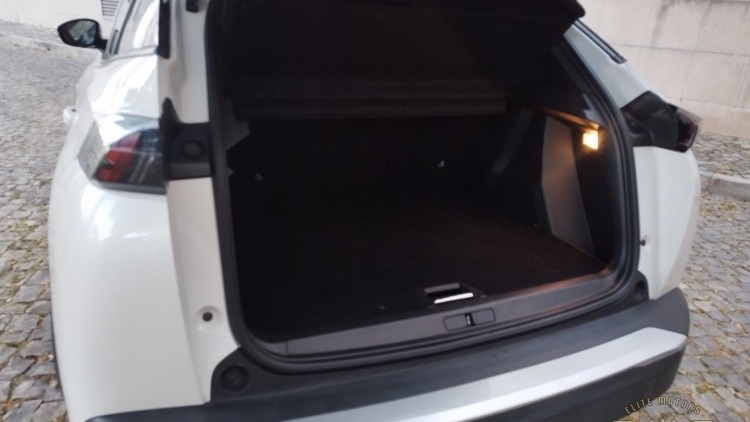 Peugeot 2008 e-2008 136ch Allure