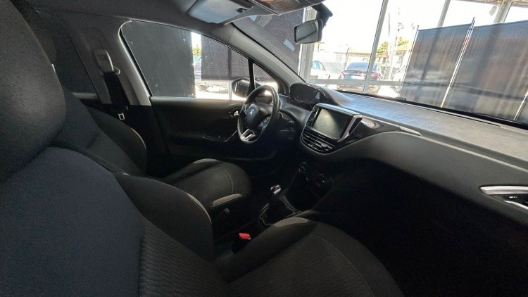 Peugeot 208 1.2 PureTech