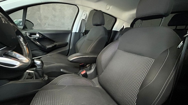 Peugeot 208 1.2 PureTech Style