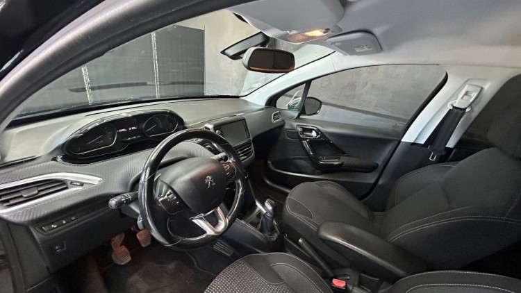 Peugeot 208 1.2 PureTech Style