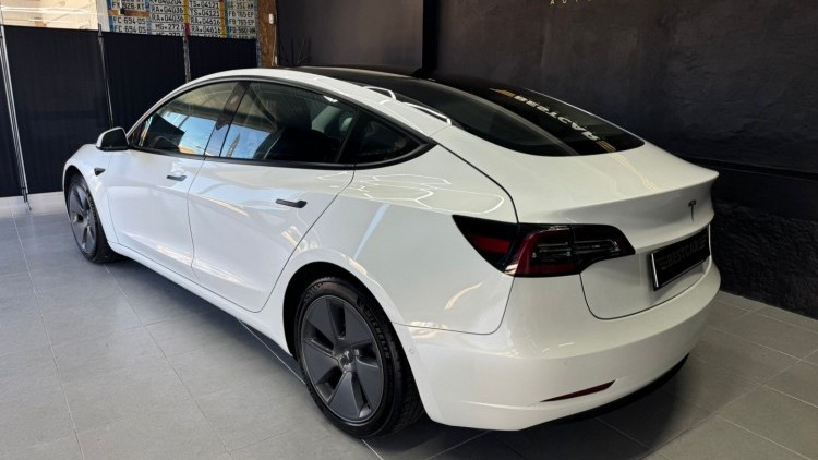 Tesla Model 3 Standard Range Plus