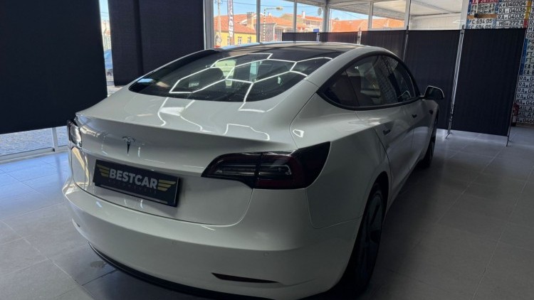Tesla Model 3 Standard Range Plus