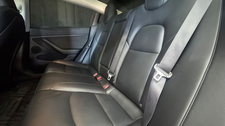 Tesla Model 3 Standard Range Plus