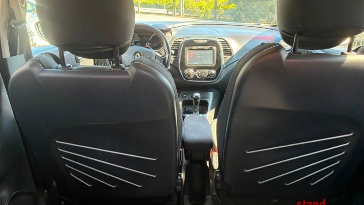 Renault Captur 1.5 DCI INTENSE