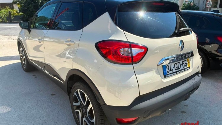 Renault Captur 1.5 DCI INTENSE