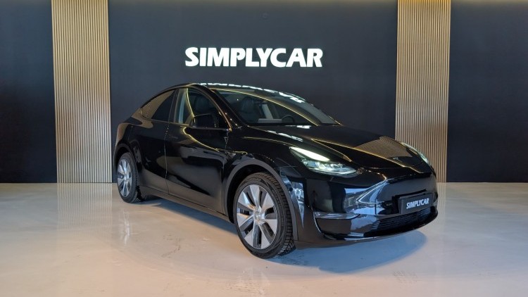 Tesla Model Y dual motor long range
