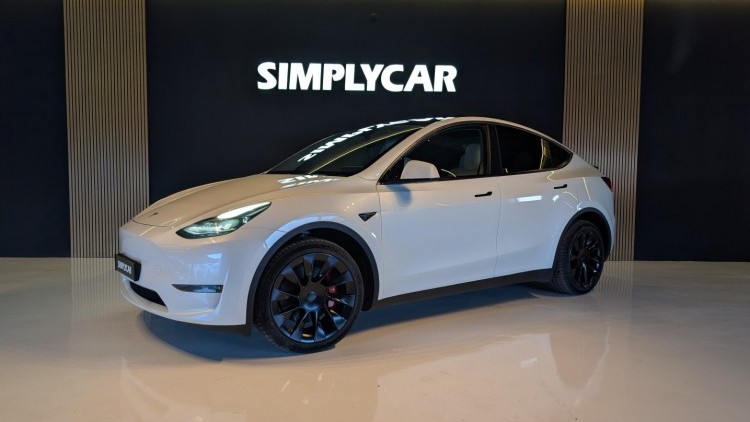 Tesla Model Y Dual Motor AWD