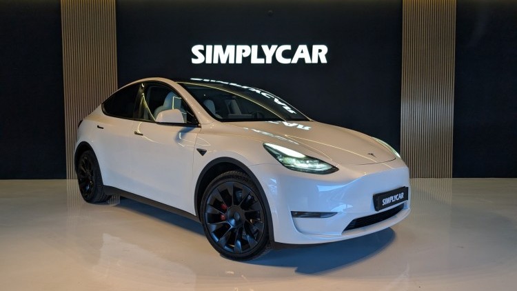 Tesla Model Y Dual Motor AWD