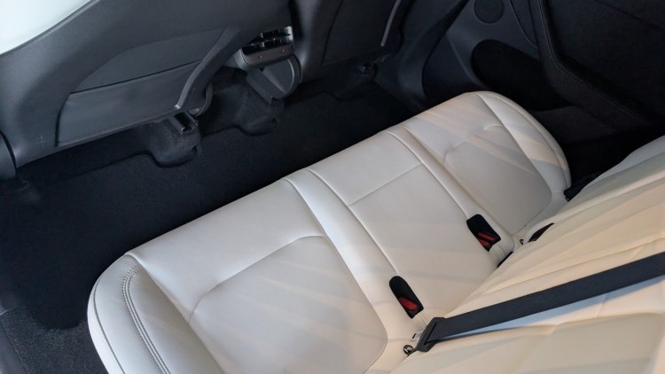 Tesla Model Y Dual Motor AWD