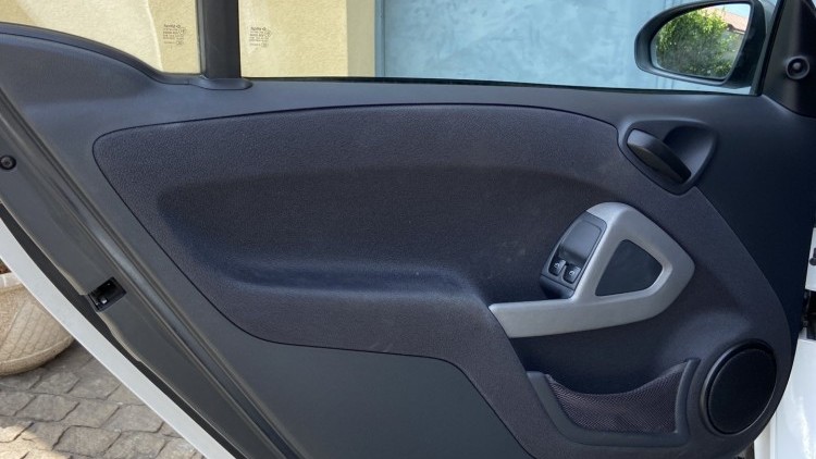 Smart ForTwo Coup&eacute; 0.9i