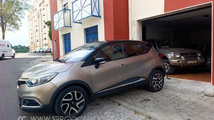Renault Captur 0.9 TCe 90 CV Exclusive 1 Dono Nacional