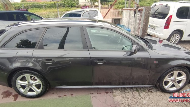 Audi A4 Avant 2.0 TDI S LINE