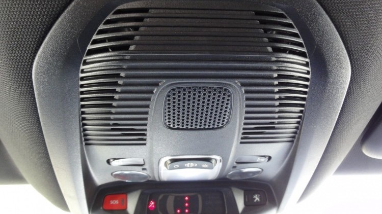 Peugeot 3008 2.0 Blue Hdi GTLine Autom&aacute;tico