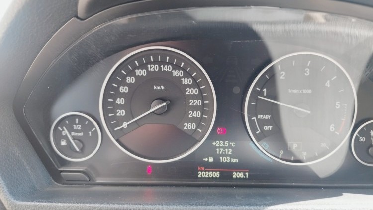 BMW S&eacute;rie 3 - 320 D TOURING F 31 AUTO