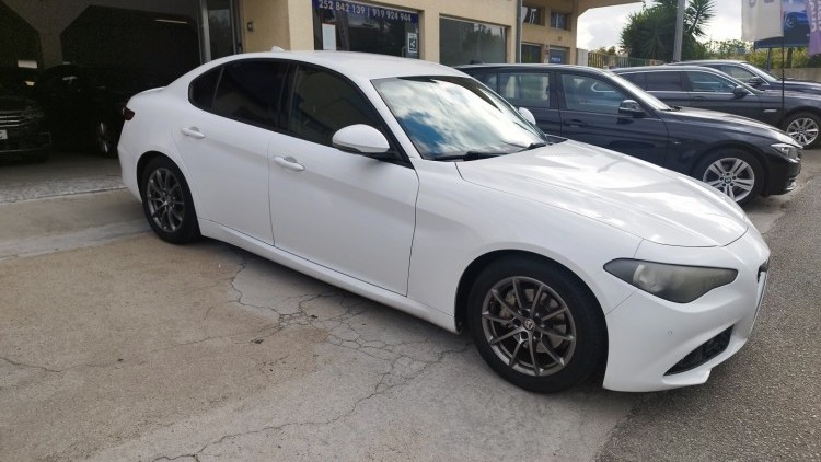 Alfa Romeo Giulia 2.2 D AUTO