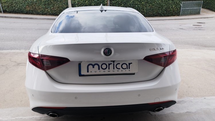 Alfa Romeo Giulia 2.2 D AUTO