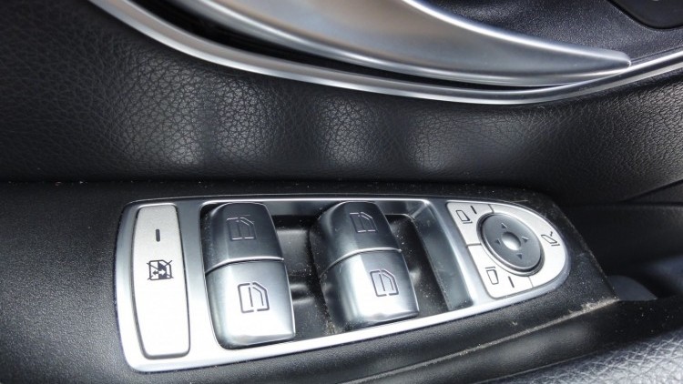 Mercedes-Benz Classe E 300 de 9 G-Tronic AMG