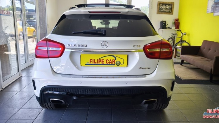 Mercedes-Benz Classe GLA 220 CDI 4 MATIC