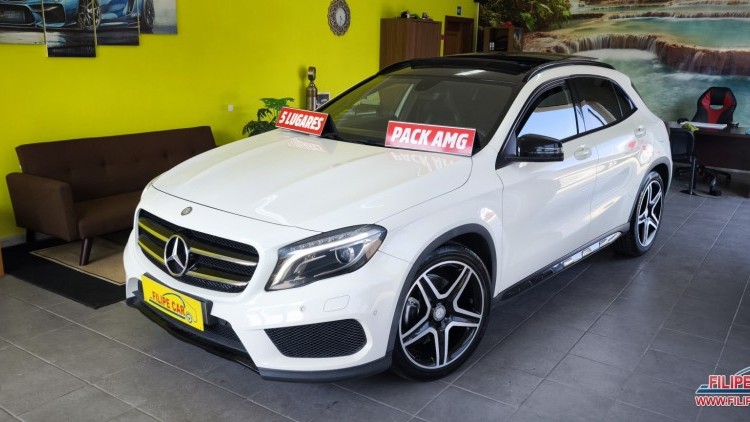 Mercedes-Benz Classe GLA 220 CDI 4 MATIC