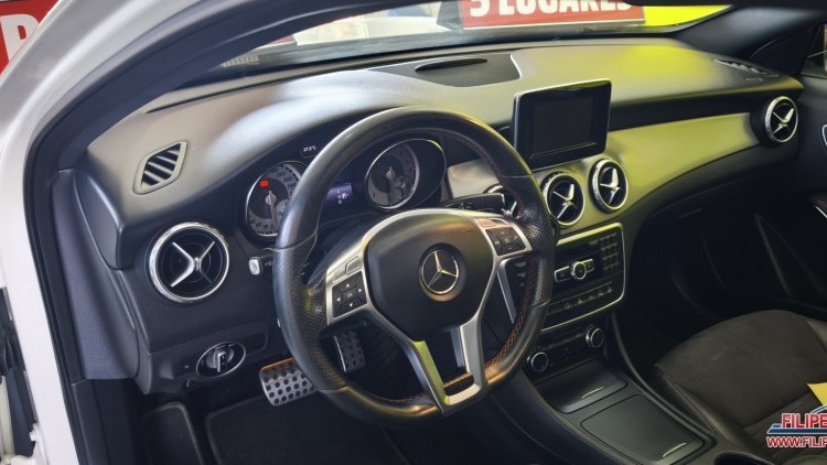 Mercedes-Benz Classe GLA 220 CDI 4 MATIC