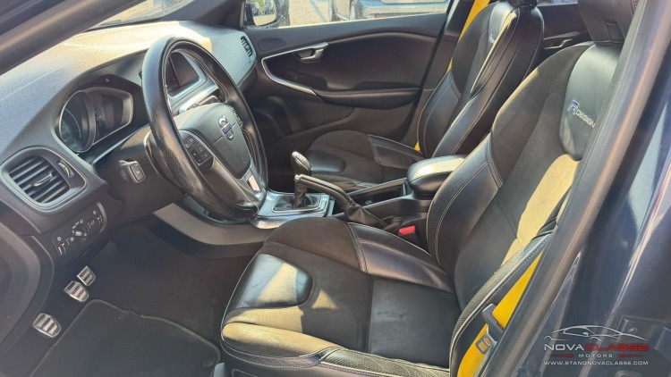 Volvo V40 D2 R Design
