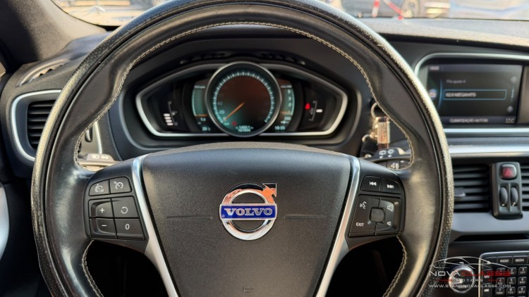 Volvo V40 D2 R Design