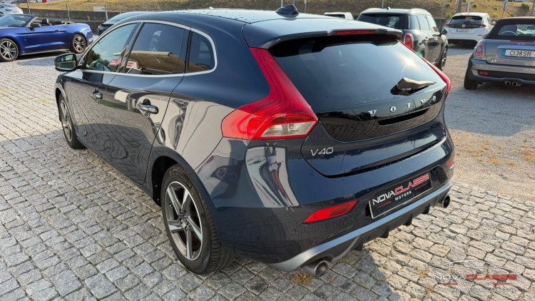 Volvo V40 D2 R Design