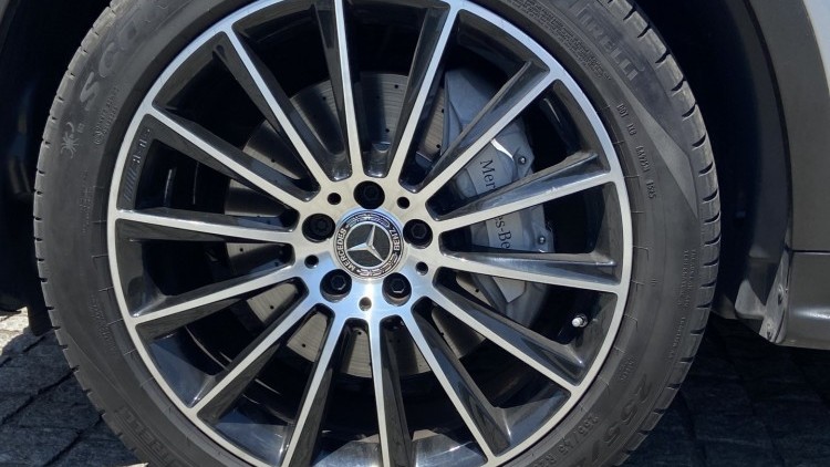 Mercedes-Benz Classe Glc 220 D COUP&Eacute; AMG LINE 4-MATIC