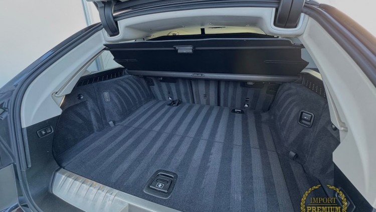 BMW S&eacute;rie 5 - 520 e Touring Luxury