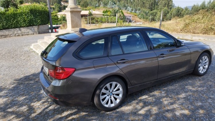 BMW S&eacute;rie 3 - 318 2.0 D TOURING