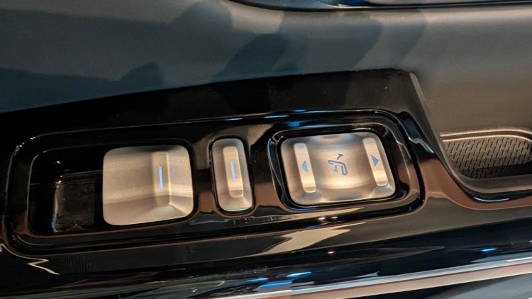 Xpeng G9