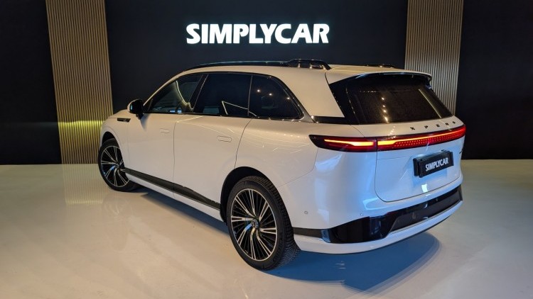 Xpeng G9