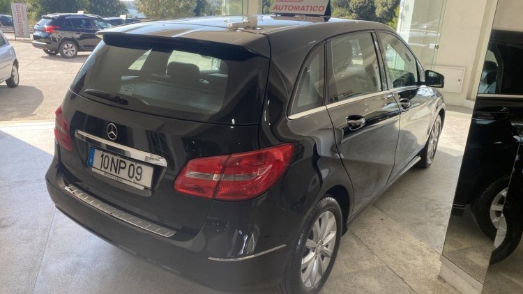 Mercedes-Benz Classe B 200 CDI Auto 7-G (Motor MERCEDES)
