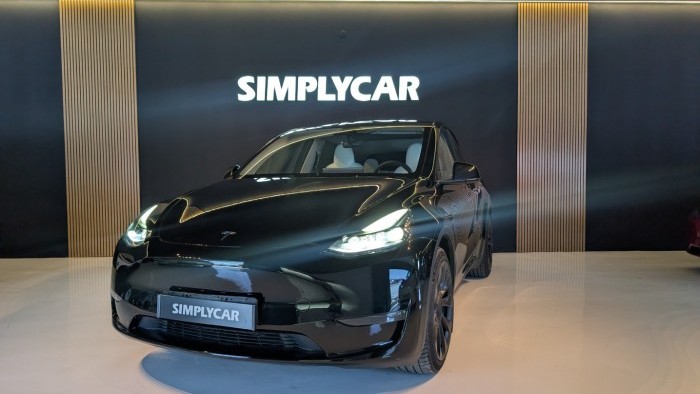 Tesla Model Y Dual Motor AWD