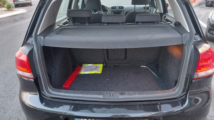 Volkswagen Golf 1.6 TDI DSG