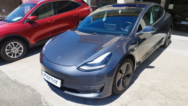 Tesla Model 3 longe range awd auto