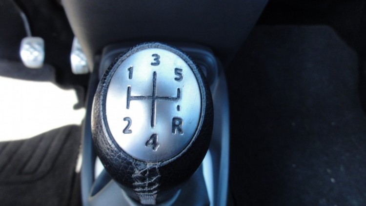 Renault Wind 1.2