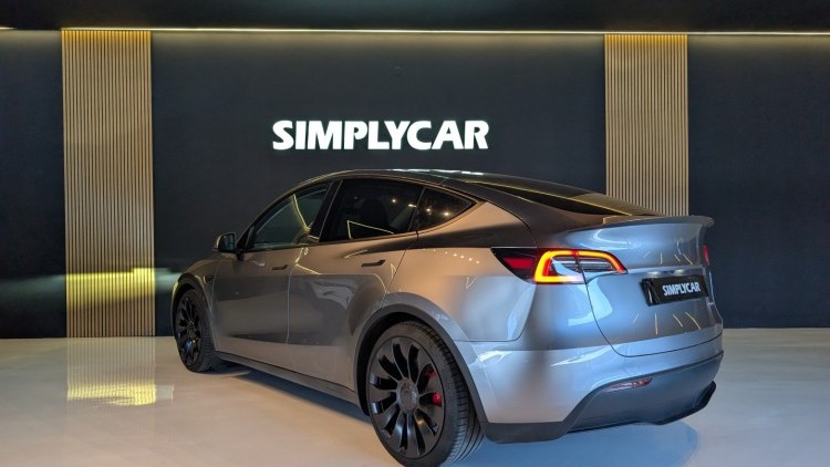 Tesla Model Y Performance Dual Motor AWD