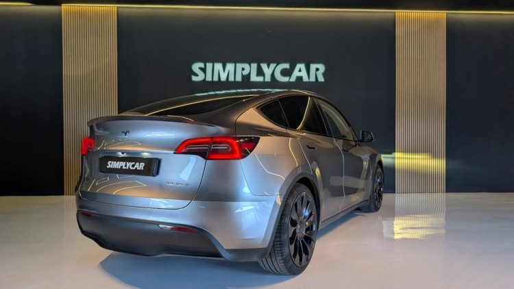 Tesla Model Y Performance Dual Motor AWD