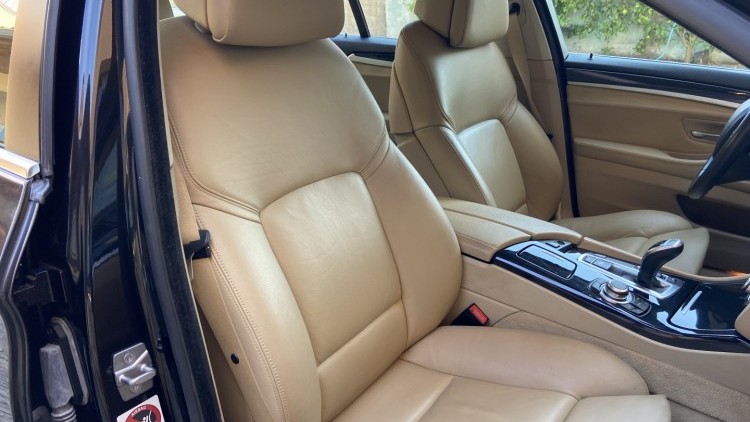 BMW S&eacute;rie 5 - 520 D LUXURY Auto