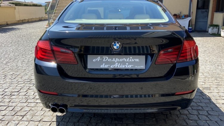 BMW S&eacute;rie 5 - 520 D LUXURY Auto