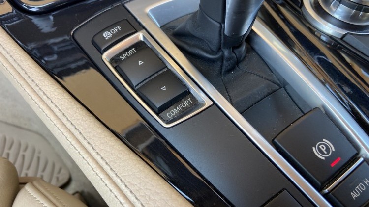BMW S&eacute;rie 5 - 520 D LUXURY Auto