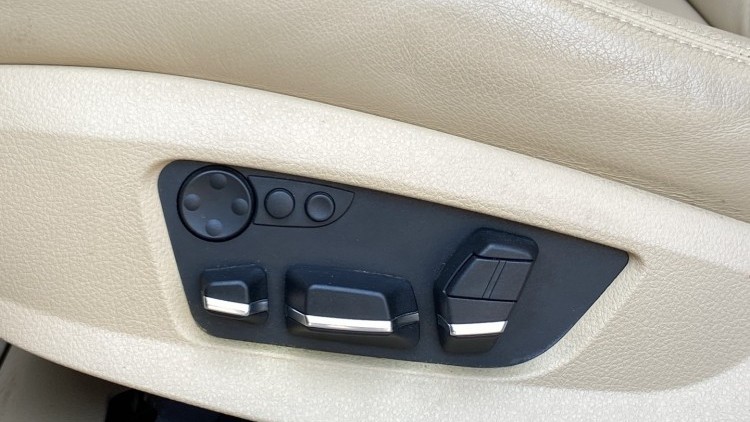 BMW S&eacute;rie 5 - 520 D LUXURY Auto