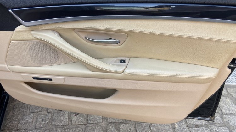 BMW S&eacute;rie 5 - 520 D LUXURY Auto