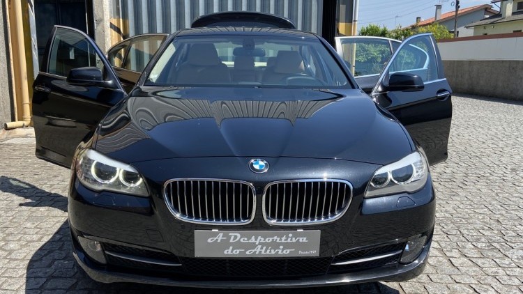 BMW S&eacute;rie 5 - 520 D LUXURY Auto