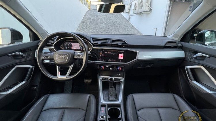 Audi Q3 45 TFSIe S-Line