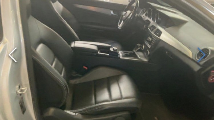 Mercedes-Benz Classe C 220 COUPE PACK AMG