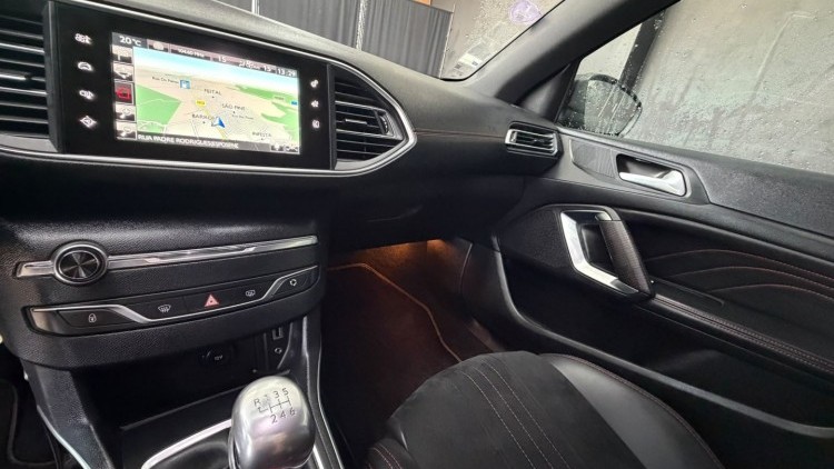 Peugeot 308 1.2 PureTech GT Line