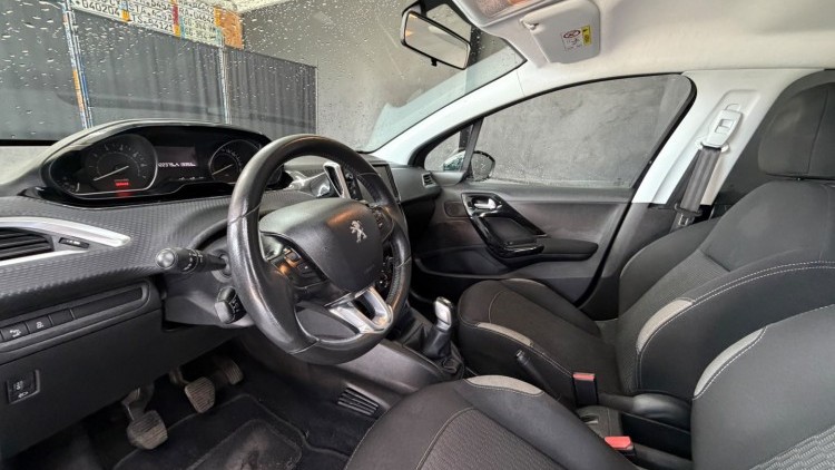 Peugeot 208 1.2 PureTech Style